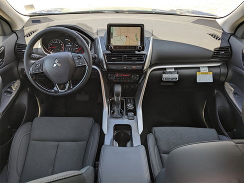 New 2025 Mitsubishi Eclipse Cross SE image 16