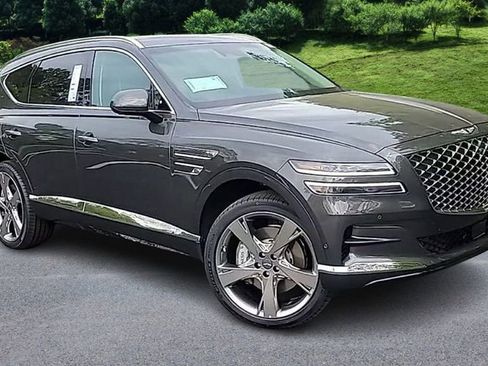Used 2024 Genesis GV80 2.5T w/ Prestige Package image 2
