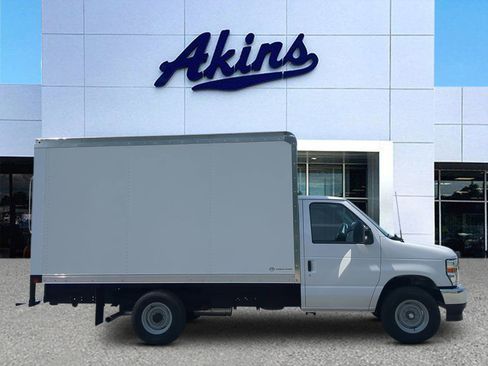 New 2026 Ford E-350 and Econoline 350 Super Duty w/ Power Equipment Group RWD image 1