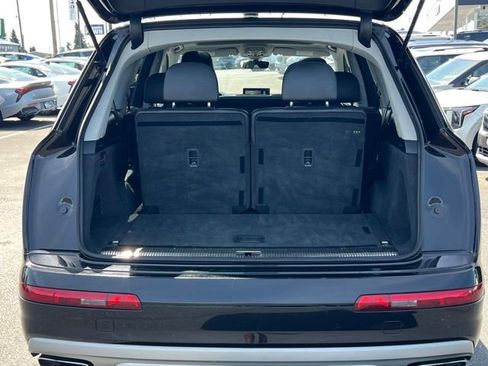 Used 2018 Audi Q7 3.0T Prestige AWD/4WD image 12
