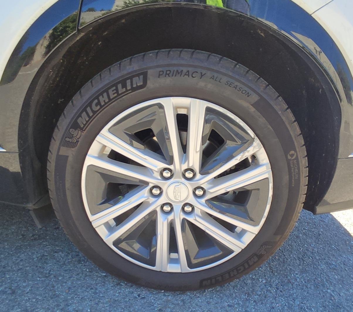 Used 2024 Cadillac Lyriq Tech RWD image 25