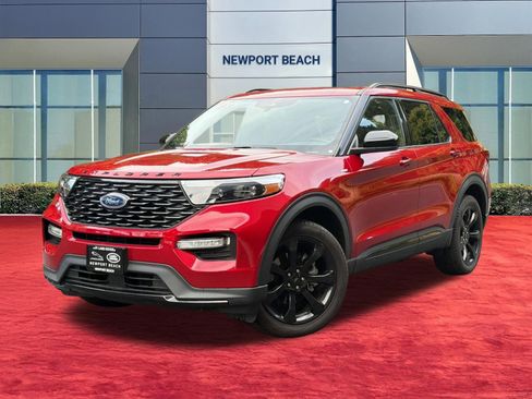 Used 2023 Ford Explorer ST-Line w/ Class IV Trailer Tow Package AWD/4WD image 1