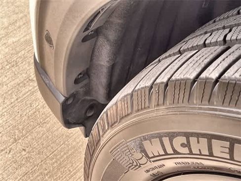 Used 2020 Ford Explorer ST w/ Premium Technology Package image 23