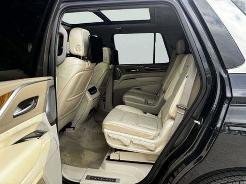 Used 2021 Cadillac Escalade Premium Luxury Platinum AWD/4WD image 42
