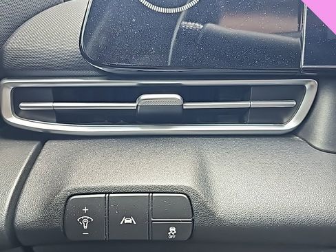 Certified 2023 Hyundai Elantra Limited image 15