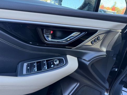 Used 2022 Subaru Outback Limited image 17