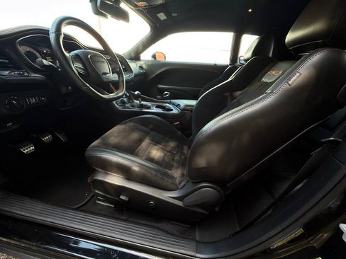 Used 2020 Dodge Challenger R/T Scat Pack RWD image 27