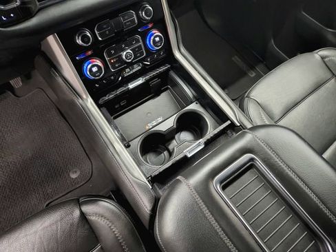 Used 2023 GMC Yukon Denali image 22
