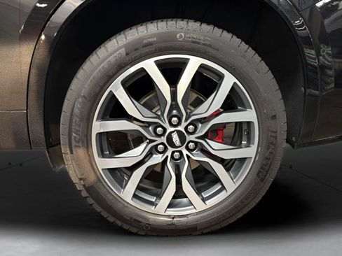 Used 2022 Cadillac XT6 Sport w/ Platinum Package AWD/4WD image 36