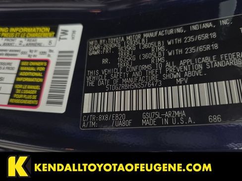 Used 2022 Toyota Highlander XLE AWD/4WD image 10