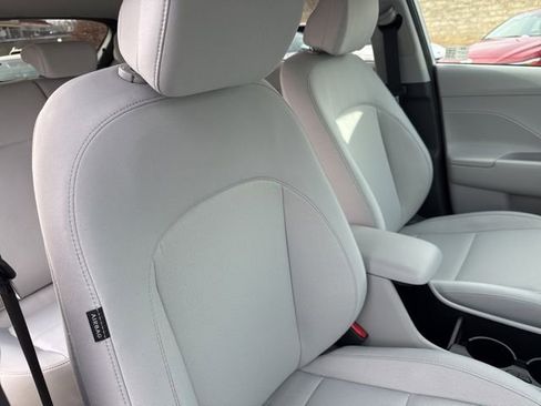 Used 2025 Hyundai Kona SEL image 27