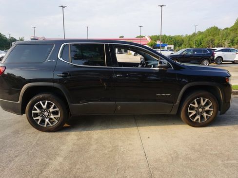 Used 2023 GMC Acadia SLE FWD image 19