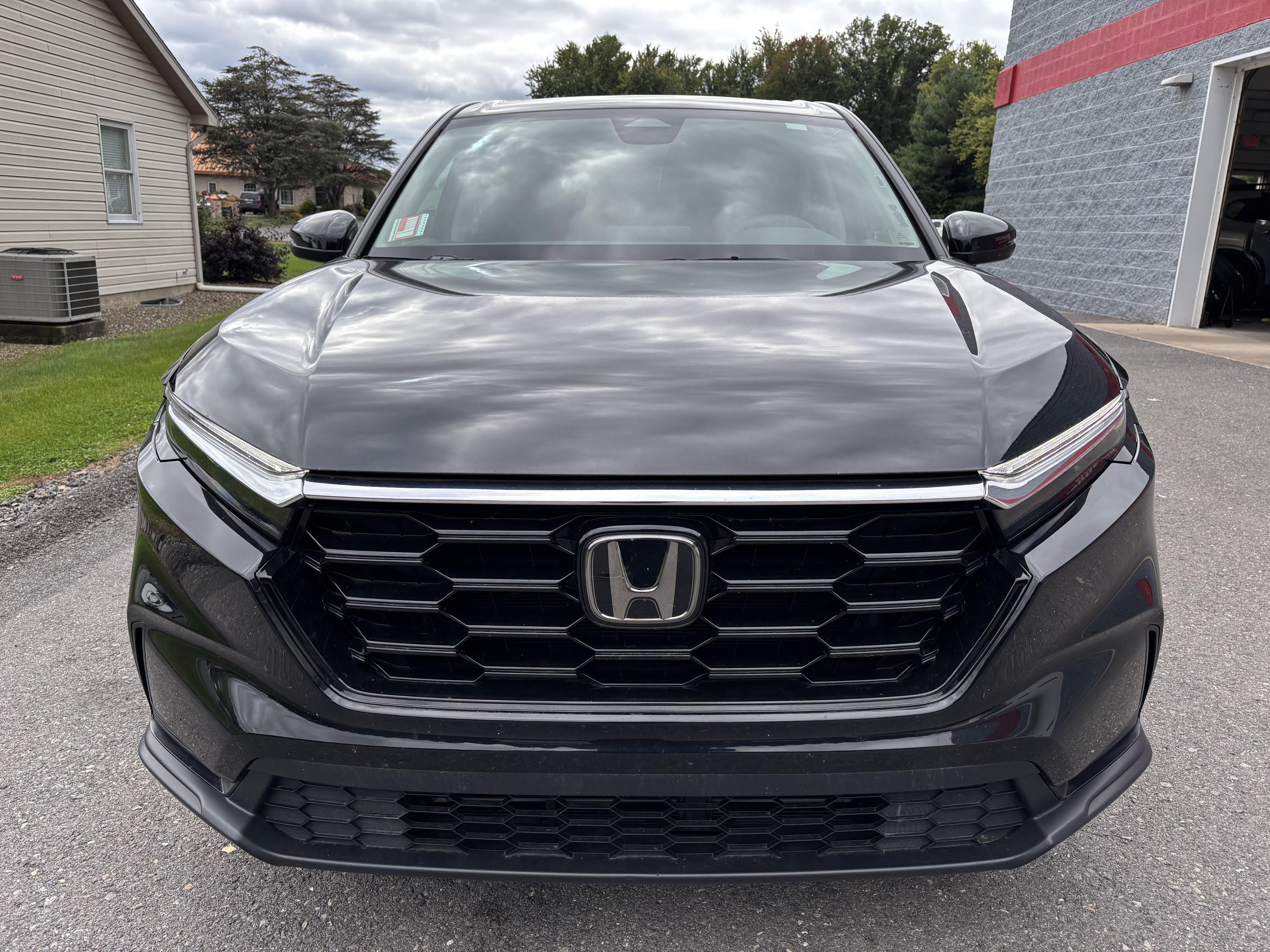 Used 2025 Honda CR-V EX image 9