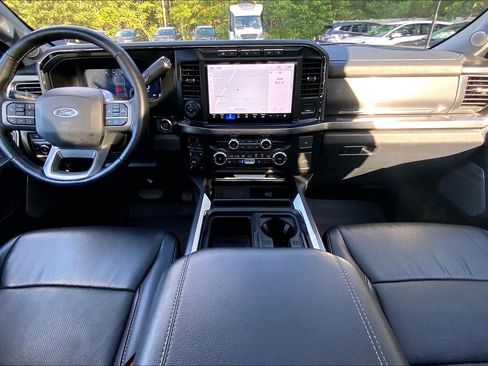 Used 2024 Ford F350 Lariat w/ Lariat Ultimate Package AWD/4WD image 17