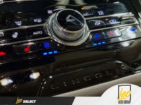 Used 2022 Lincoln Corsair AWD w/ Equipment Group 101A image 23
