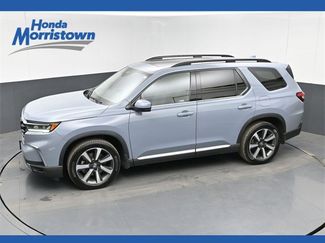 Used 2023 Honda Pilot Touring video 1