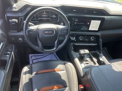 Used 2024 GMC Sierra 1500 AT4 w/ AT4 Premium Package image 27