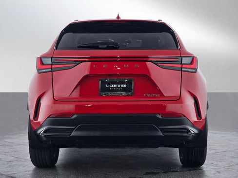 Certified 2025 Lexus NX 250 FWD w/ Premium Package image 4