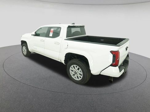 New 2025 Toyota Tacoma SR5 image 5