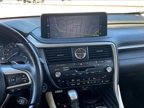 Used 2022 Lexus RX 450hL Luxury w/ Cold Area Package (CT) AWD/4WD image 13