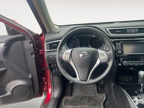 Used 2015 Nissan Rogue SL w/ SL Premium Package image 12