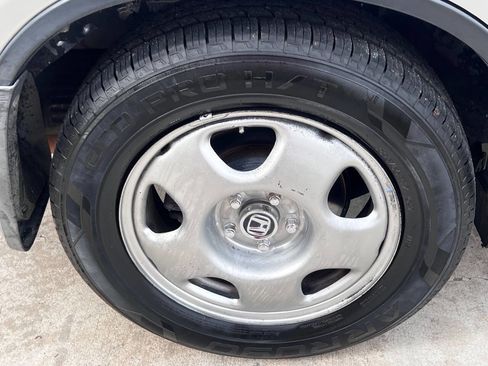 Used 2010 Honda CR-V LX image 10