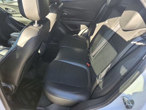 Used 2017 Buick Encore Preferred image 5