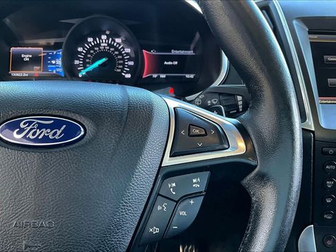 Used 2015 Ford Edge Sport image 22