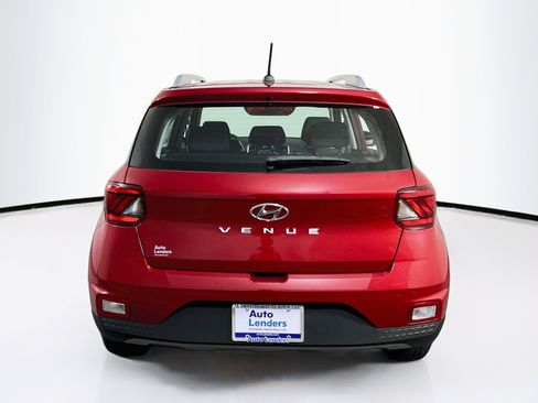 Used 2023 Hyundai Venue SEL FWD image 6