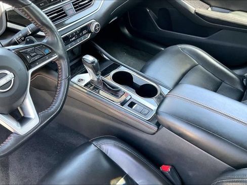 Used 2023 Nissan Altima 2.0 SR FWD image 17
