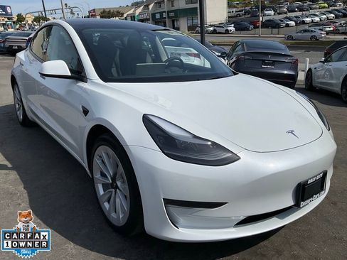 Used 2023 Tesla Model 3 Standard Range image 69