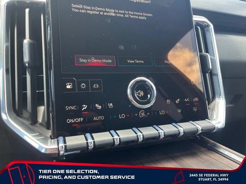 New 2026 GMC Acadia Denali Ultimate FWD image 30