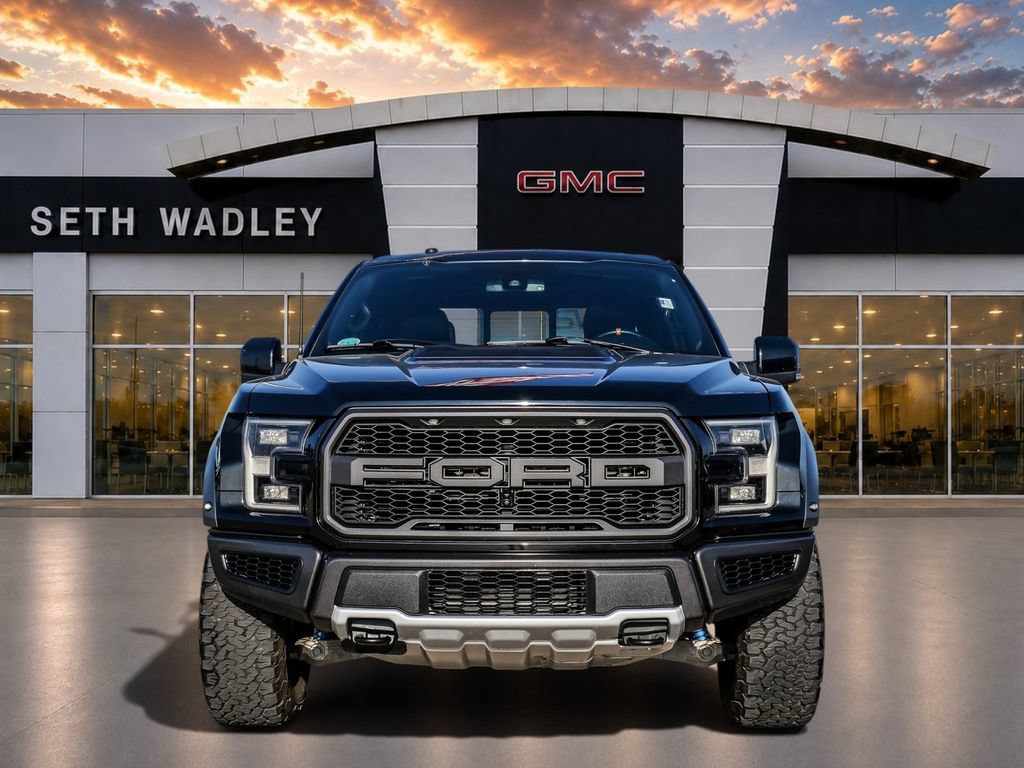 Used 2018 Ford F150 Raptor w/ Equipment Group 802A Luxury AWD/4WD image 2
