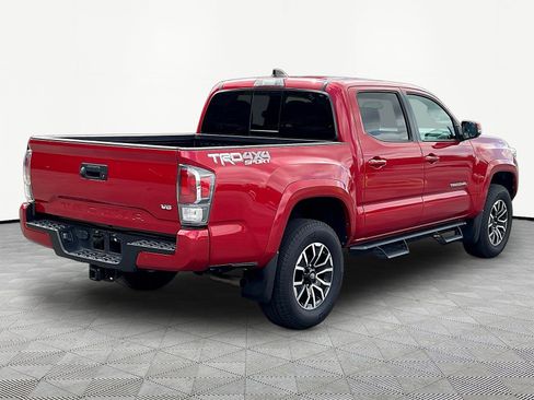 Used 2022 Toyota Tacoma TRD Sport AWD/4WD image 6