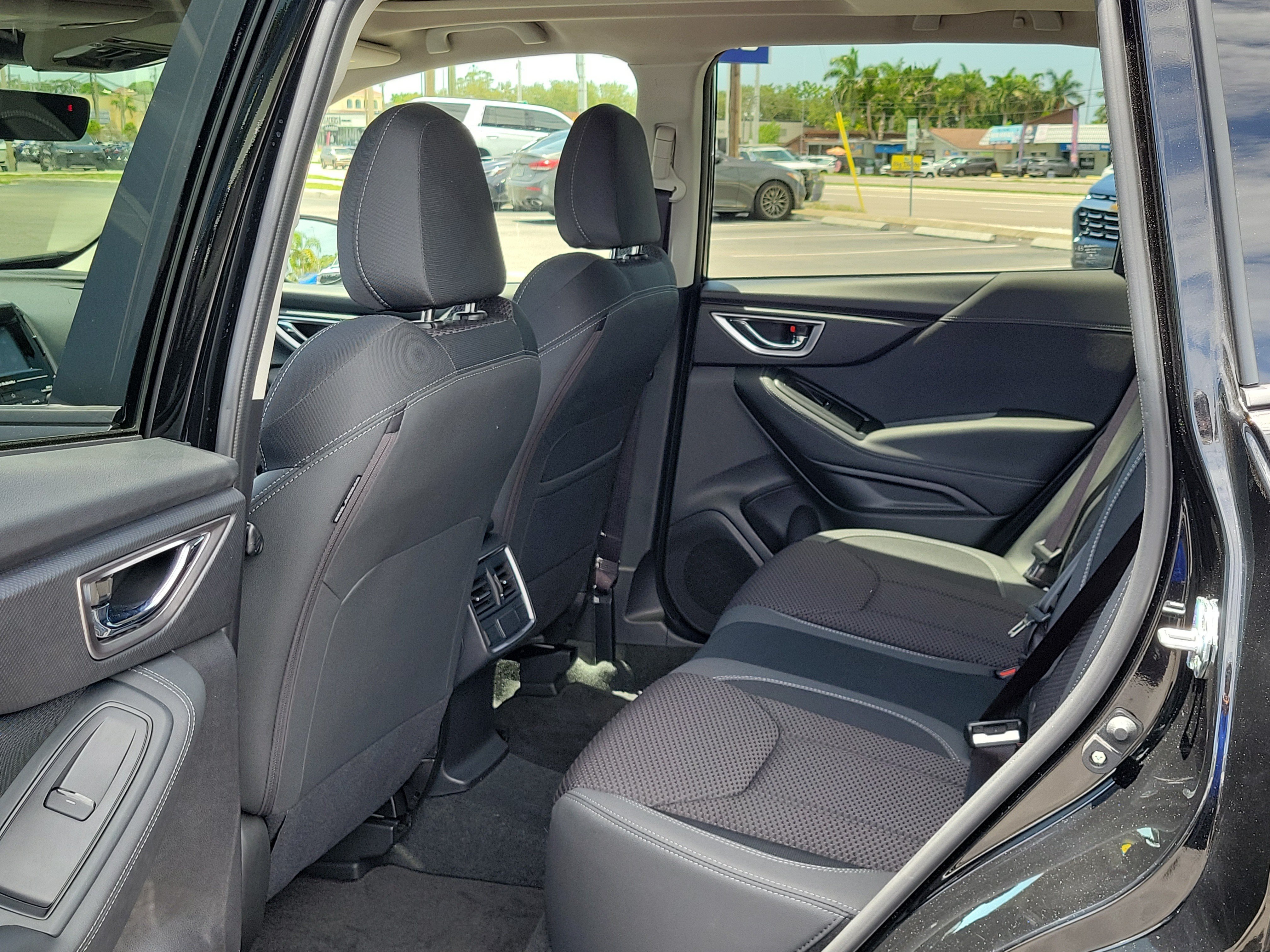 Used 2024 Subaru Forester Premium AWD/4WD image 15
