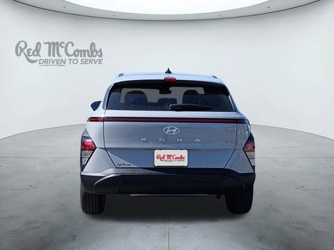 New 2026 Hyundai Kona SE FWD image 4