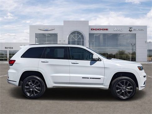Certified 2018 Jeep Grand Cherokee High Altitude image 2