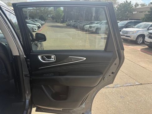 Used 2019 INFINITI QX60 Luxe image 18