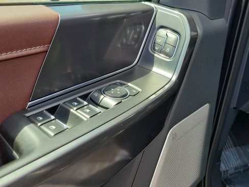 Used 2021 Ford F150 Lariat w/ Equipment Group 502A High image 20