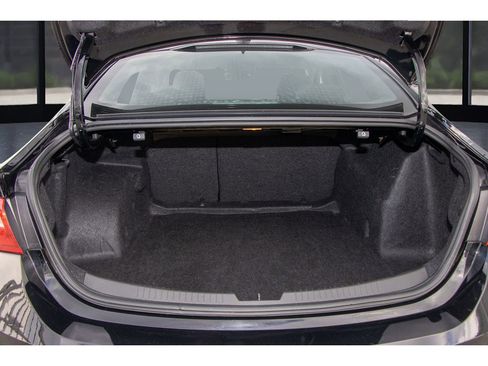 Used 2024 Chevrolet Malibu LS image 17