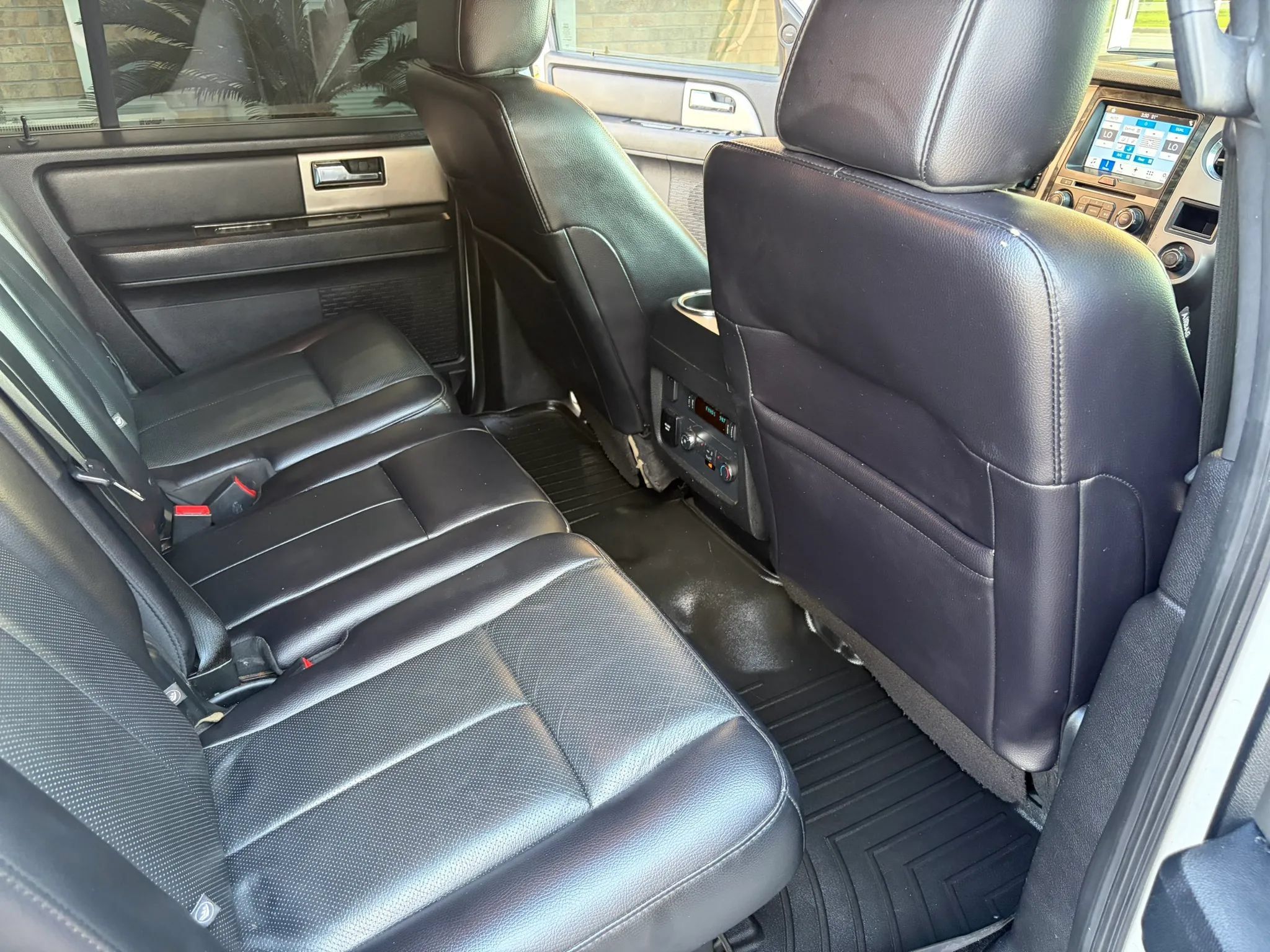 Used 2017 Ford Expedition EL Limited w/ Equipment Group 301A RWD image 19