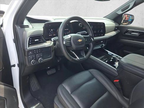Used 2025 Chevrolet Tahoe LT AWD/4WD image 10