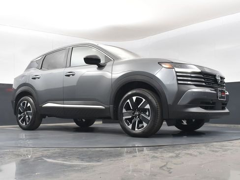 New 2026 Nissan Kicks SV w/ Cold Weather Package image 34