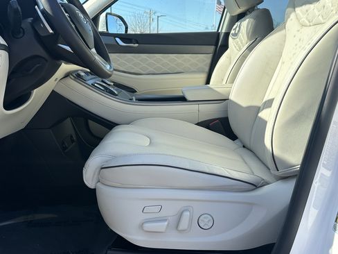 Used 2021 Hyundai Palisade Calligraphy image 12