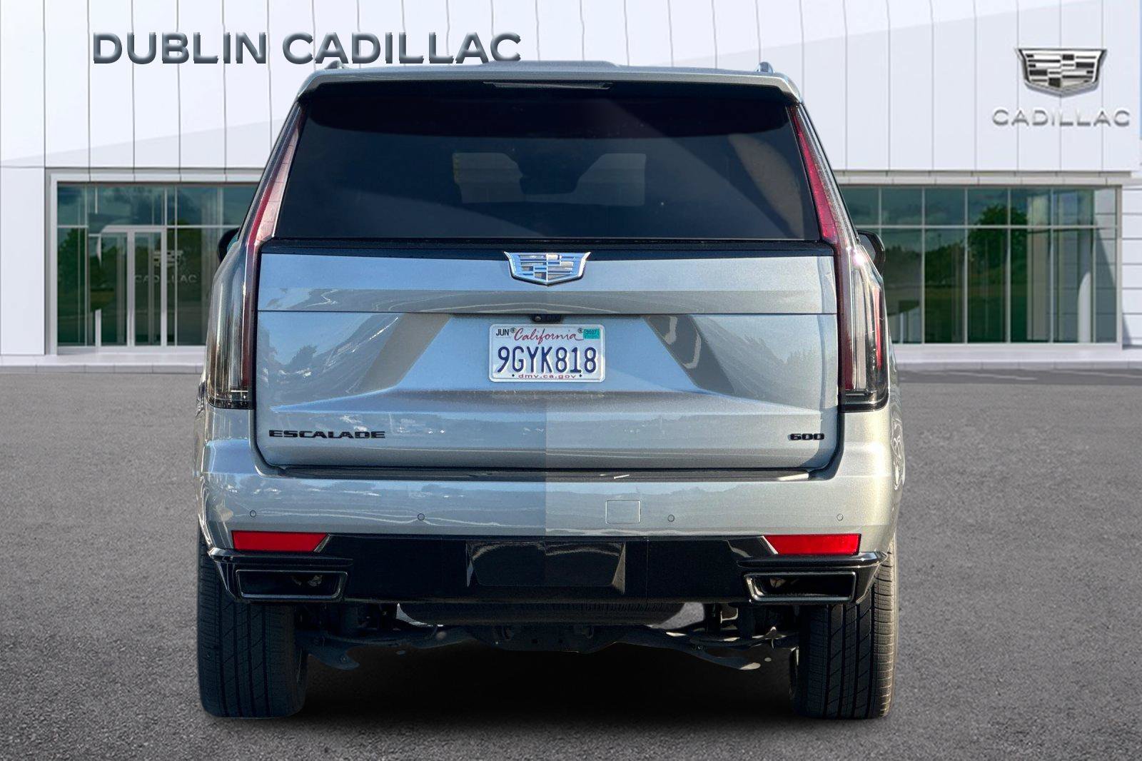Used 2023 Cadillac Escalade Sport Platinum w/ LPO, ONYX Package AWD/4WD image 5
