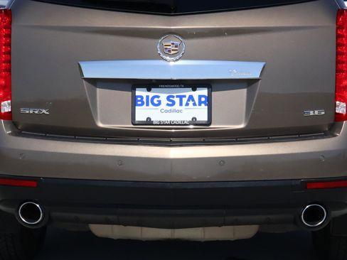 Used 2016 Cadillac SRX Luxury w/ Driver Awareness Package image 10