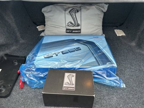 Used 2016 Ford Mustang Shelby GT350 w/ Technology Package image 10