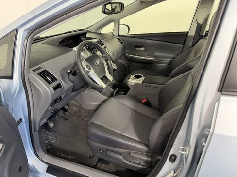 Used 2012 Toyota Prius V Five FWD image 20