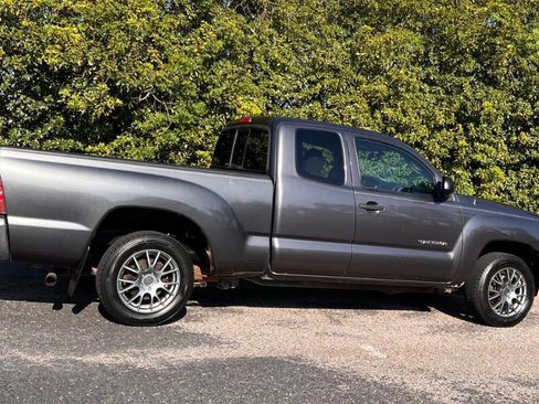 Used 2013 Toyota Tacoma 2WD Access Cab w/ SR5 Pkg image 8