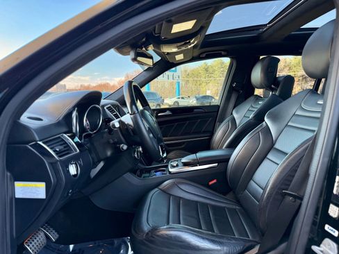 Used 2014 Mercedes-Benz GL 63 AMG 4MATIC image 18